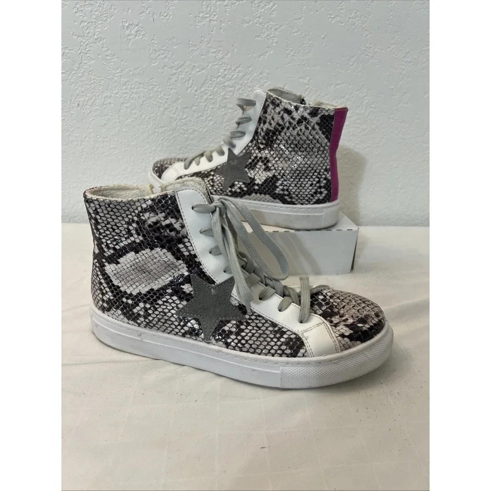 Steve Madden Jaren Lace High-Top Sneaker Shoe Sz 8 Side Zip Reptile Print Womens